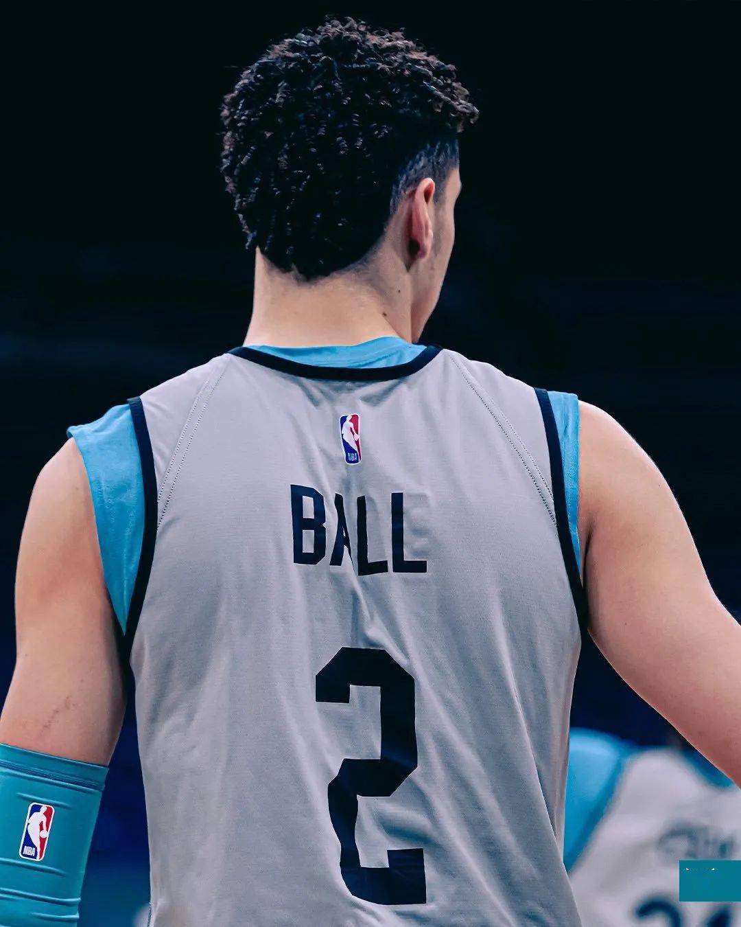 强的稳定性 强的稳定性